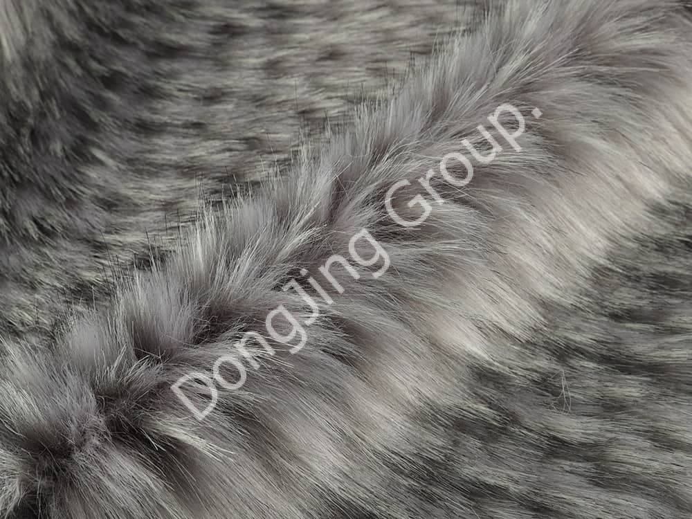 9W0685-Gris piña pelo de mapache faux fur fabric